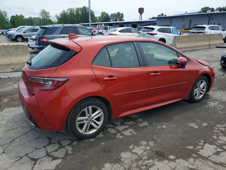 2019 TOYOTA COROLLA HATCHBACK SE 3