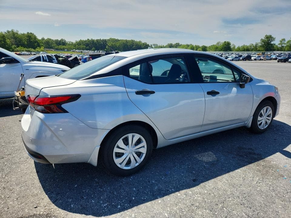 2023 NISSAN VERSA S 3