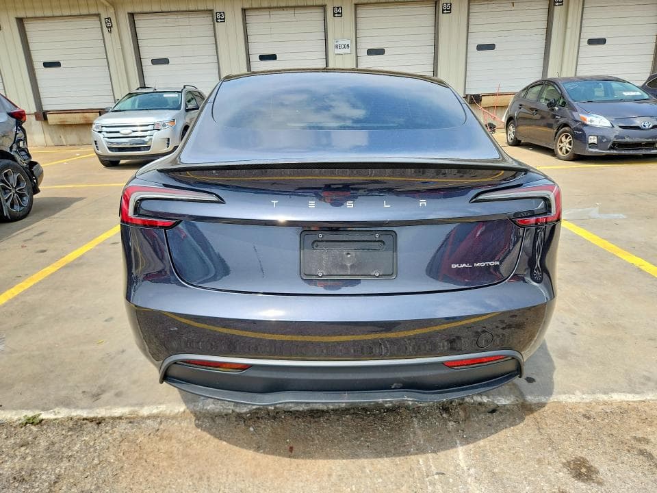 2024 TESLA MODEL 3 6