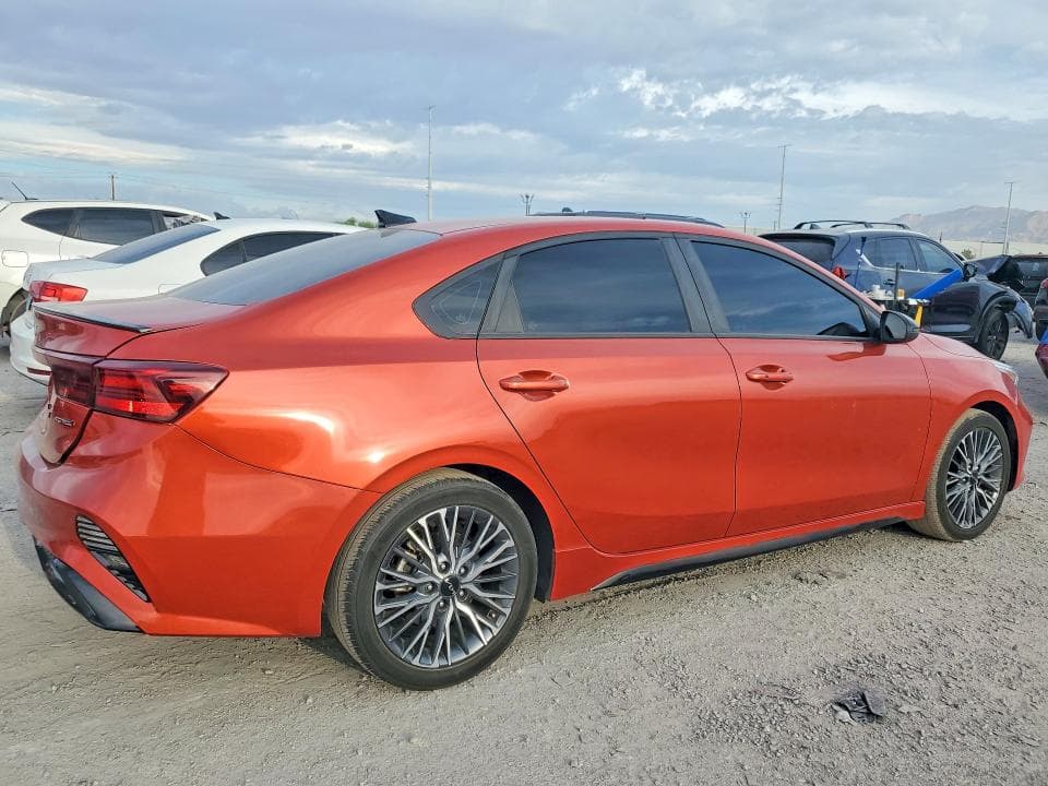 2022 KIA FORTE GT LINE 3