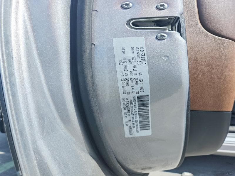 2017 CHRYSLER PACIFICA LIMITED 14