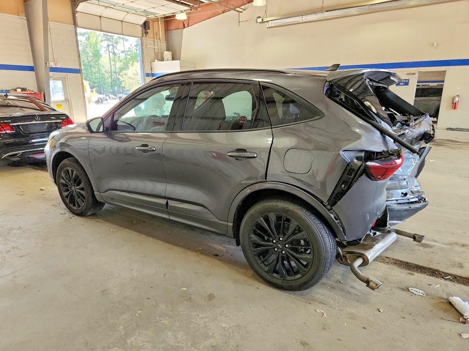 2025 FORD ESCAPE ST LINE ELITE 2