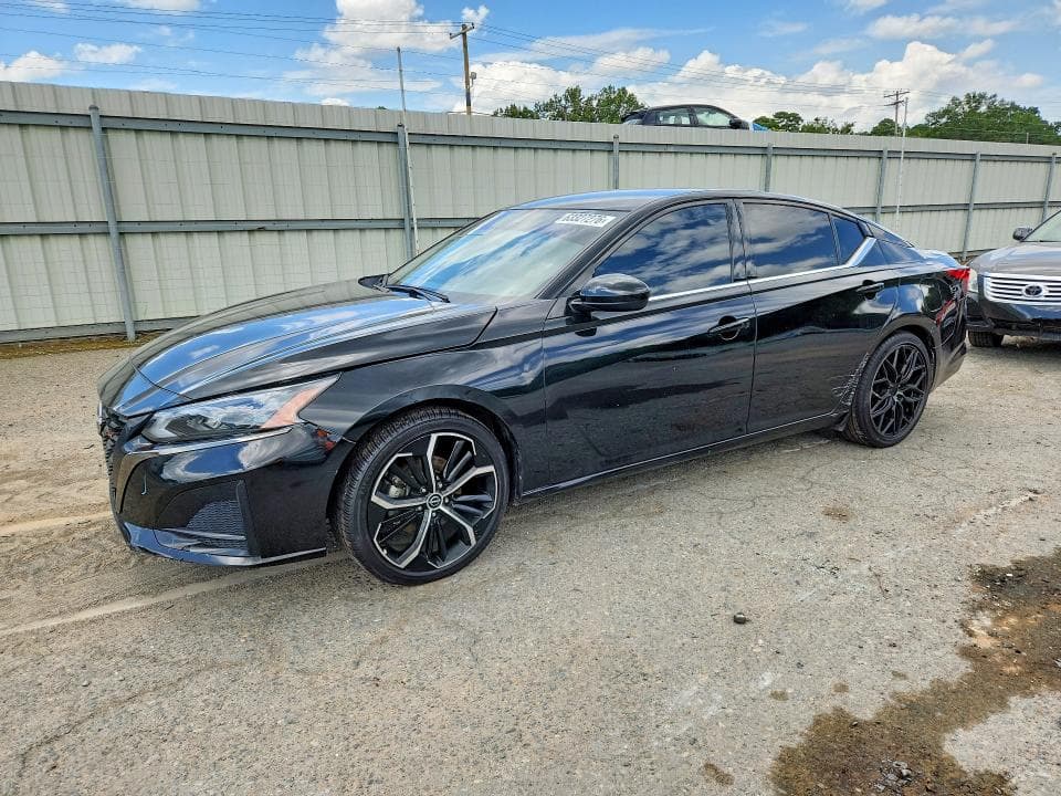 2023 NISSAN ALTIMA SR - 1
