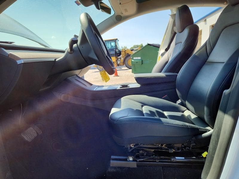 2024 TESLA MODEL Y 7