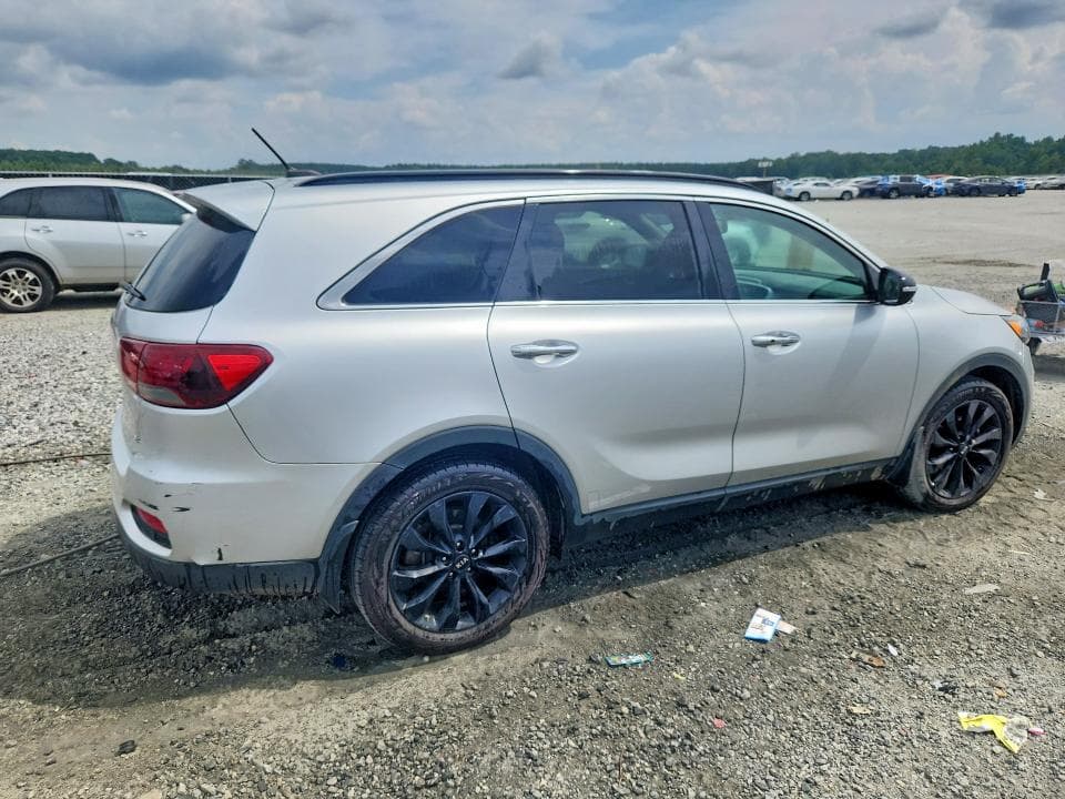 2020 KIA SORENTO S 3