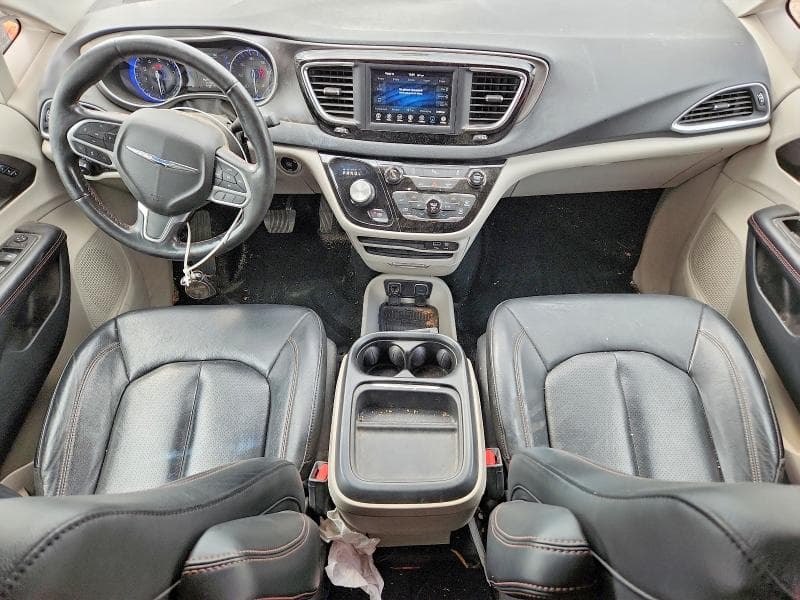 2020 CHRYSLER PACIFICA TOURING L 8