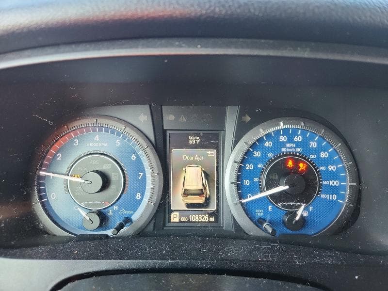 2017 TOYOTA SIENNA XLE 8-PASSENGER 9