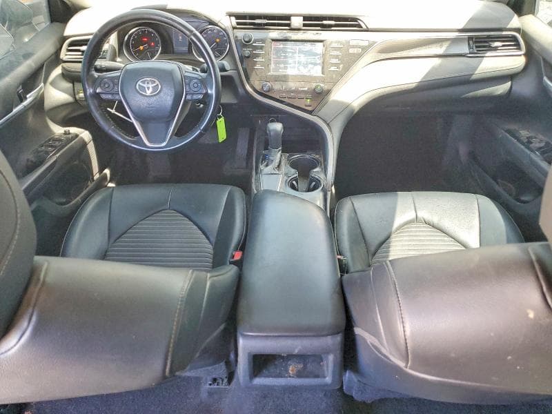 2019 TOYOTA CAMRY SE 8
