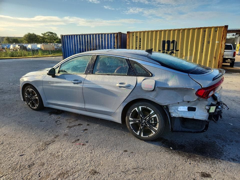 2021 KIA K5 GT LINE 2