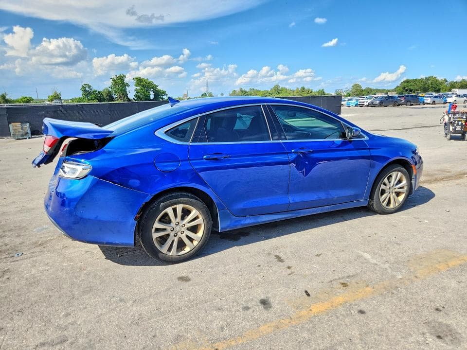 2017 CHRYSLER 200 LIMITED 3