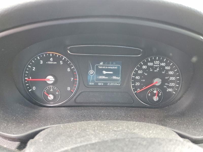 2017 KIA SORENTO LX 9
