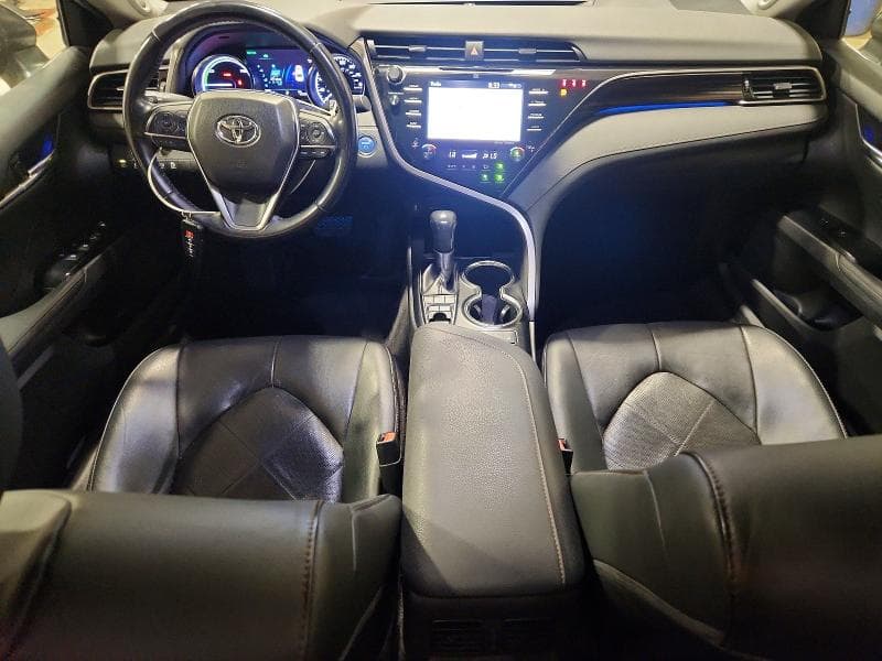 2019 TOYOTA CAMRY HYBRID XLE 8