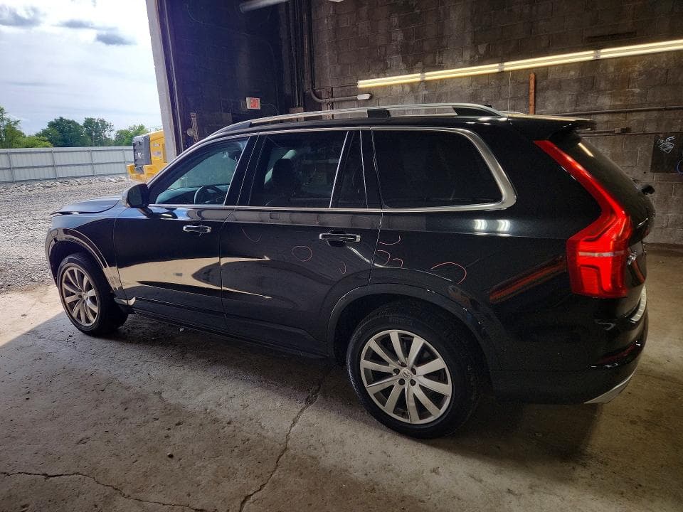 2017 VOLVO XC90 T6 2