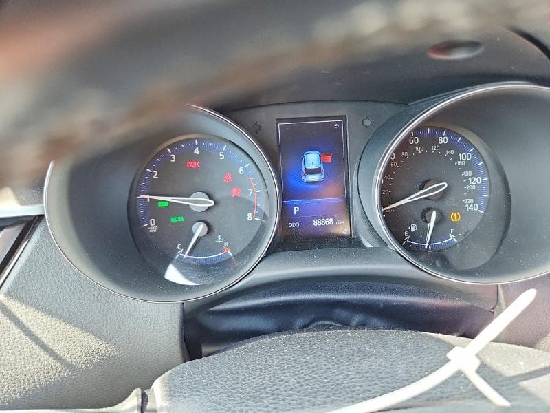 2018 TOYOTA C-HR XLE PREMIUM 9