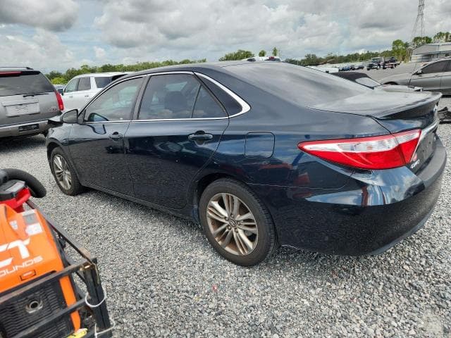 2017 TOYOTA CAMRY SE 2