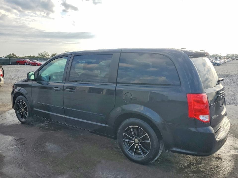 2017 DODGE GRAND CARAVAN SE 2