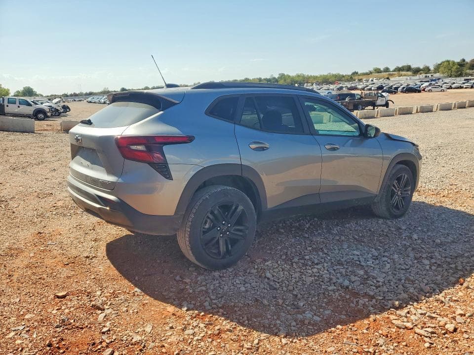 2025 CHEVROLET TRAX ACTIV 3
