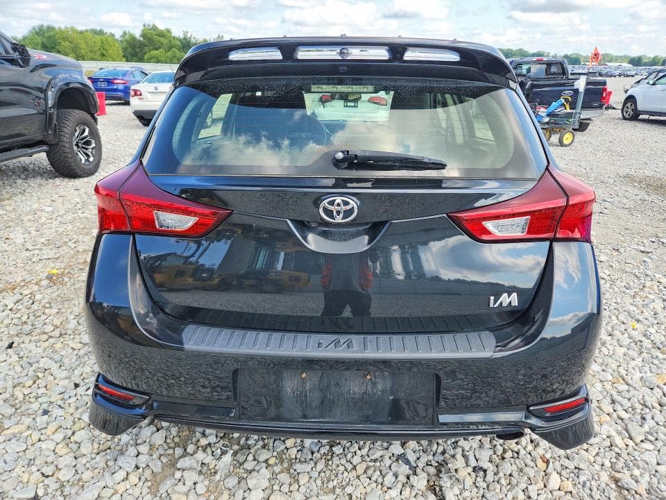 2017 TOYOTA COROLLA IM BASE 6