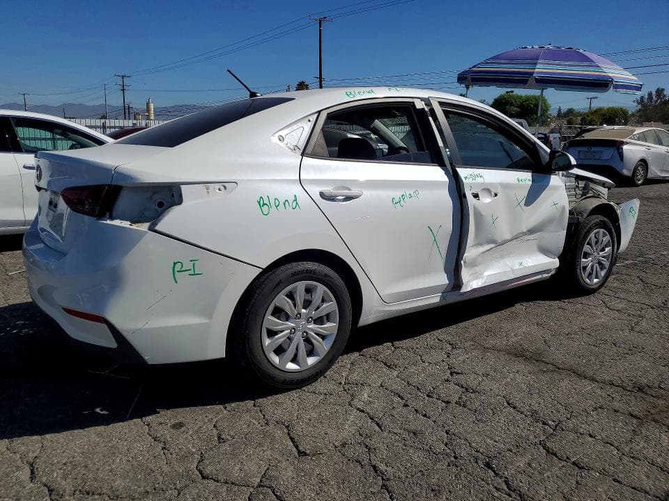 2021 HYUNDAI ACCENT SE 3