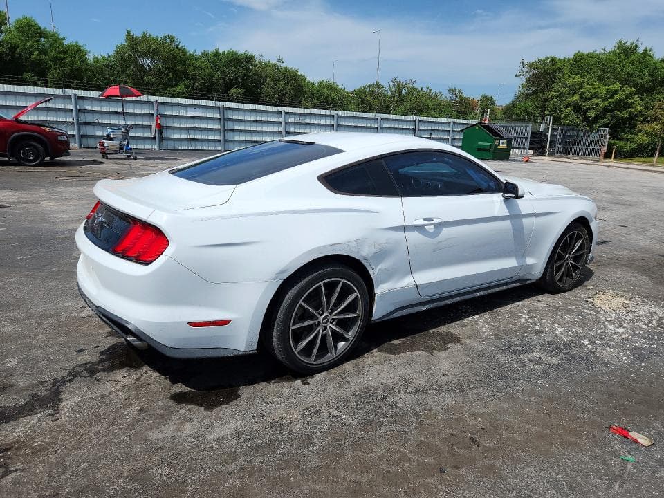 2018 FORD MUSTANG 3