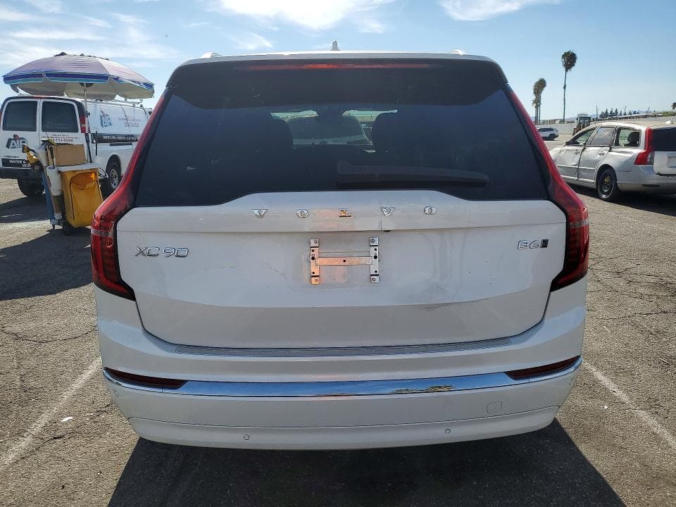 2025 VOLVO XC90 PLUS 6