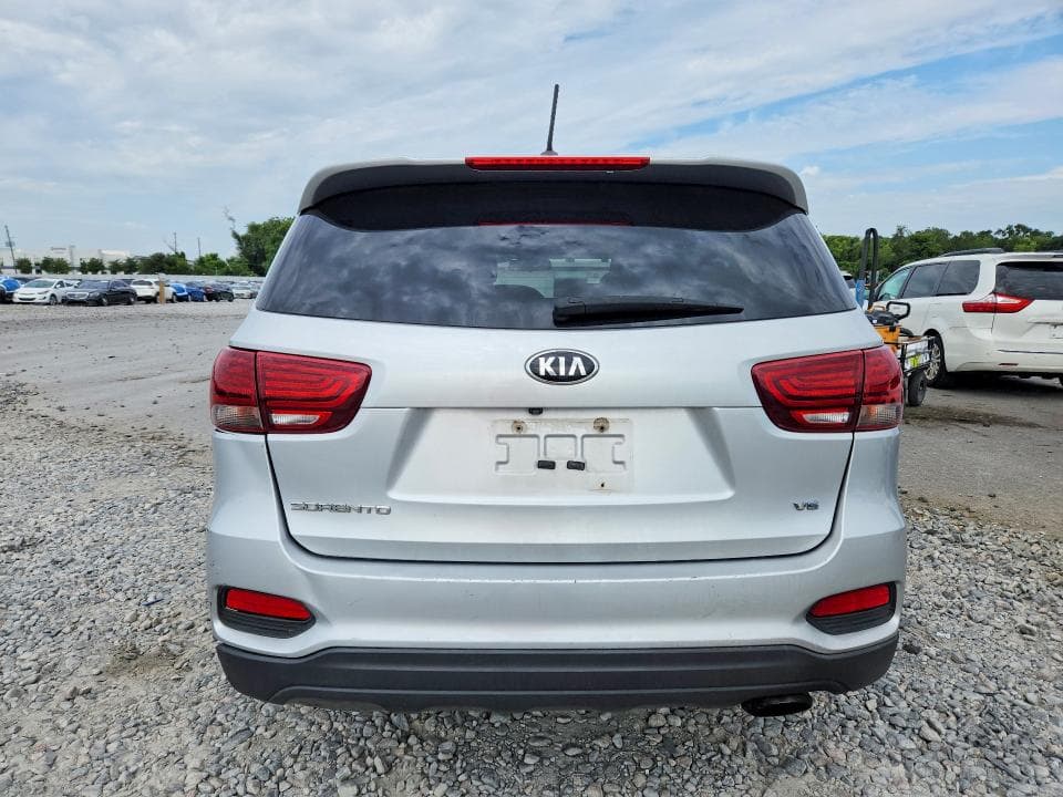 2019 KIA SORENTO LX V6 6