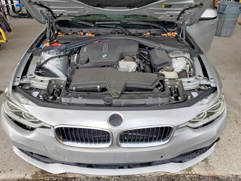 2018 BMW 320 I 11
