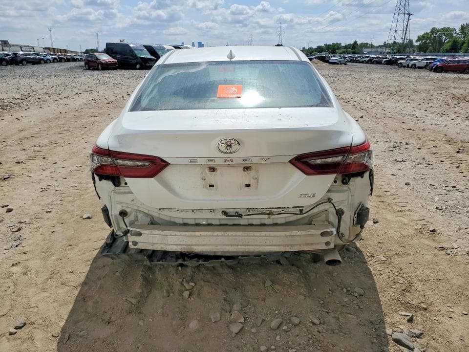 2022 TOYOTA CAMRY XLE 6