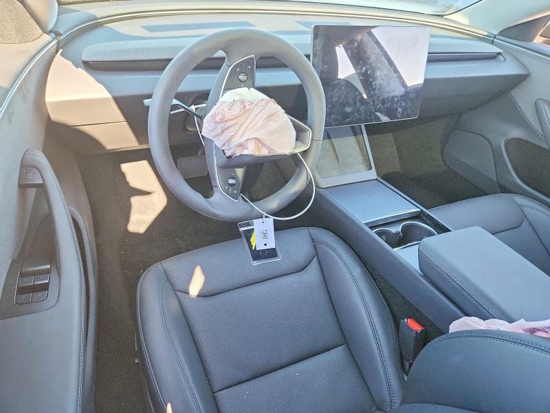 2026 TESLA MODEL 3 8