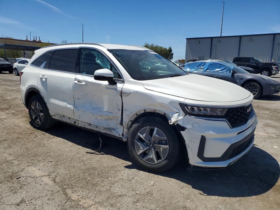 2022 KIA SORENTO S 4