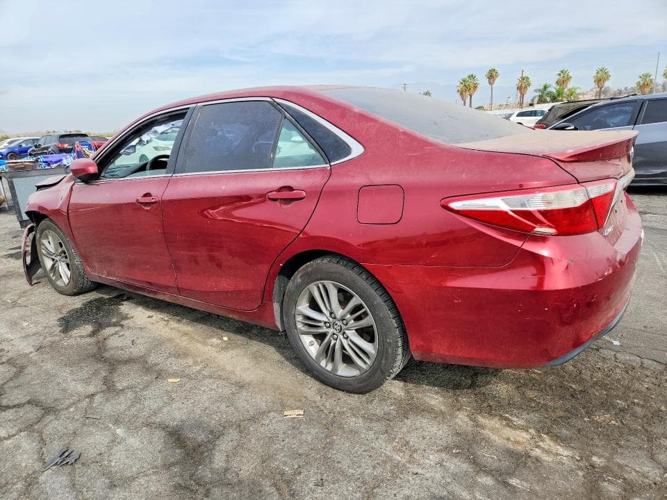2017 TOYOTA CAMRY SE 2