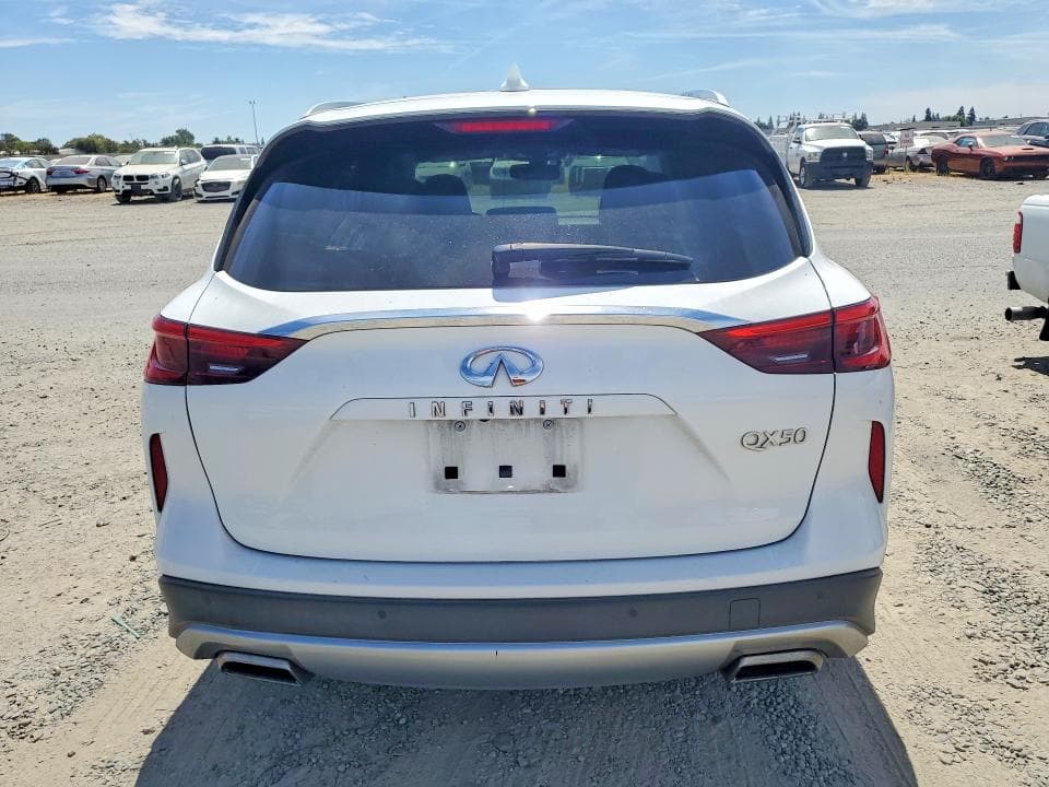 2019 INFINITI QX50 ESSENTIAL 6