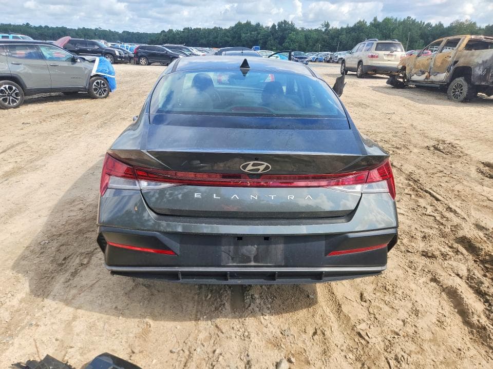 2024 HYUNDAI ELANTRA SEL 6