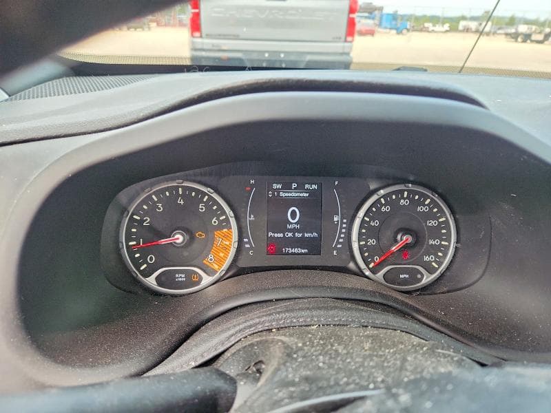 2019 JEEP RENEGADE LATITUDE 9