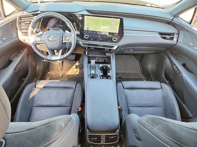 2026 LEXUS RX 450H+ LUXURY 8