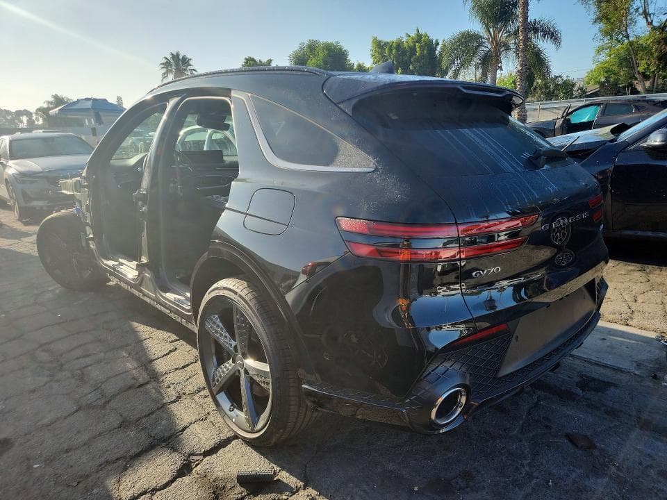 2025 GENESIS GV70 2.5T STANDARD 2