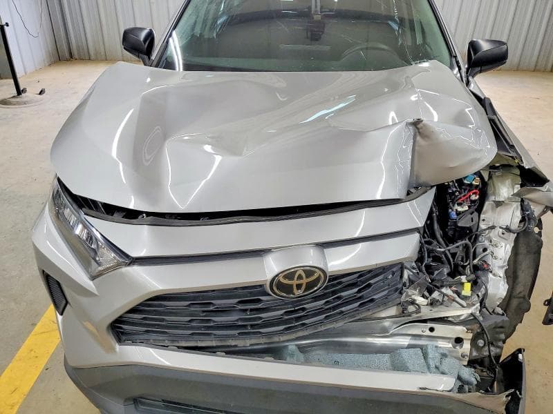 2021 TOYOTA RAV4 LE 12
