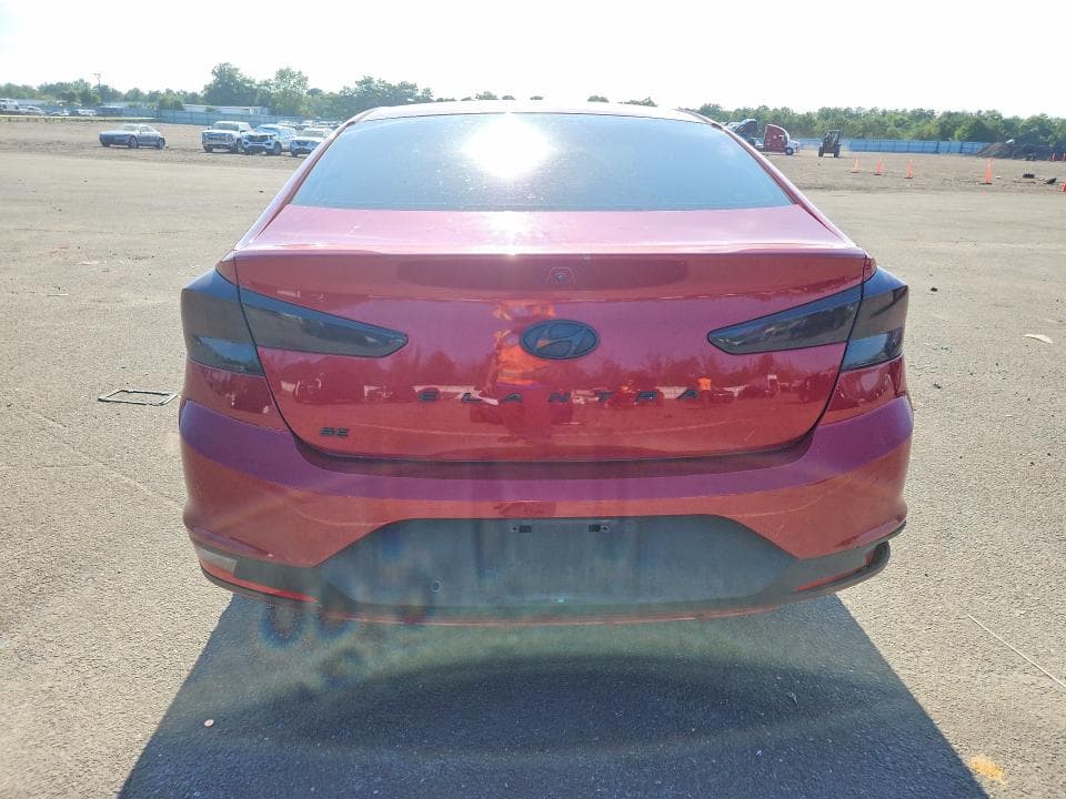 2020 HYUNDAI ELANTRA SE 6