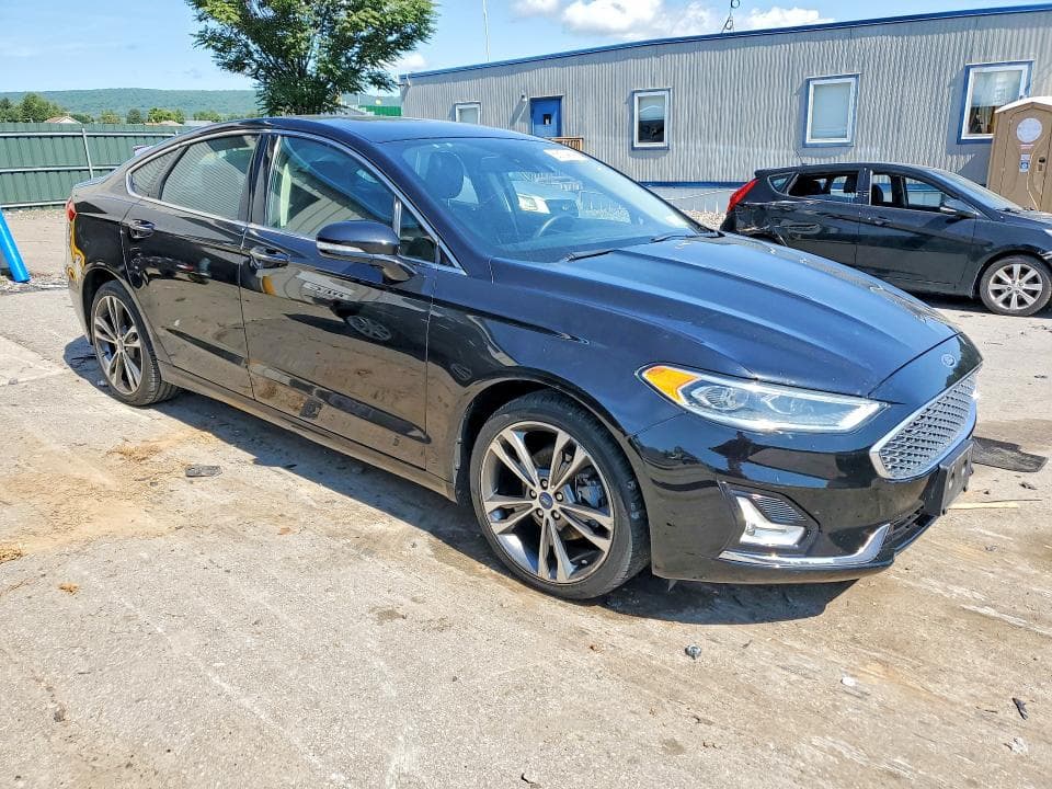 2019 FORD FUSION TITANIUM 4