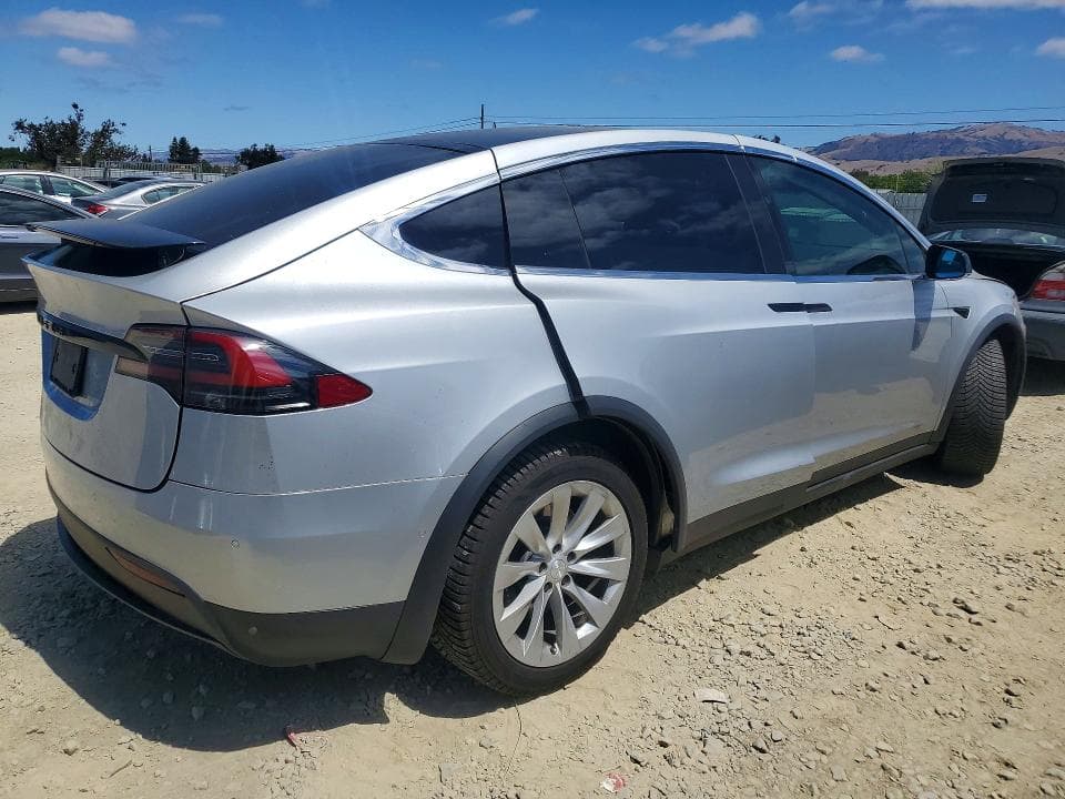 2018 TESLA MODEL X 3