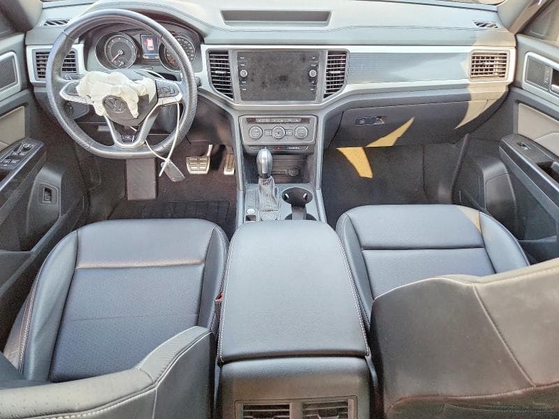 2021 VOLKSWAGEN ATLAS CROSS SPORT SE 8
