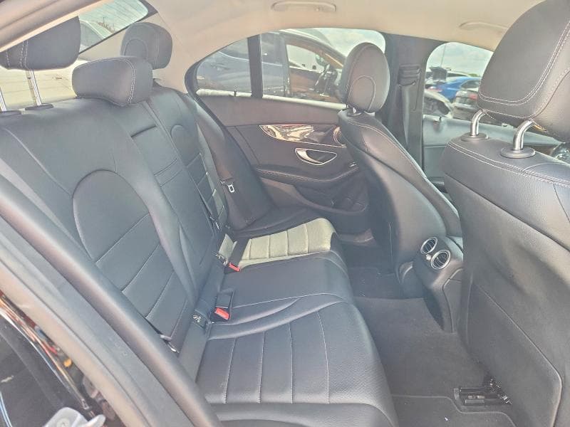 2017 MERCEDES-BENZ C 300 10