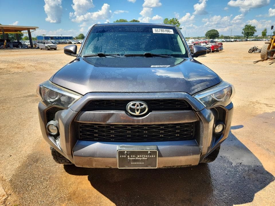 2017 TOYOTA 4RUNNER SR5 5