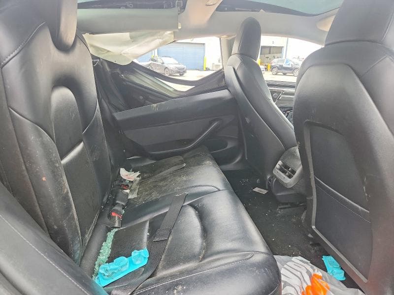 2018 TESLA MODEL 3 10