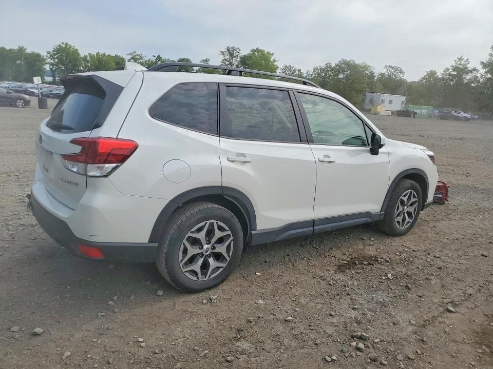 2021 SUBARU FORESTER PREMIUM 3