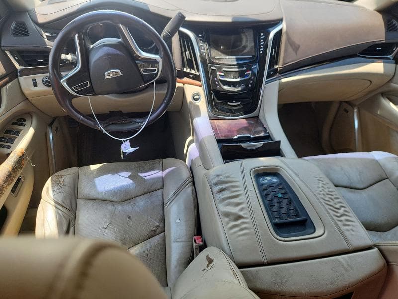 2017 CADILLAC ESCALADE LUXURY 8