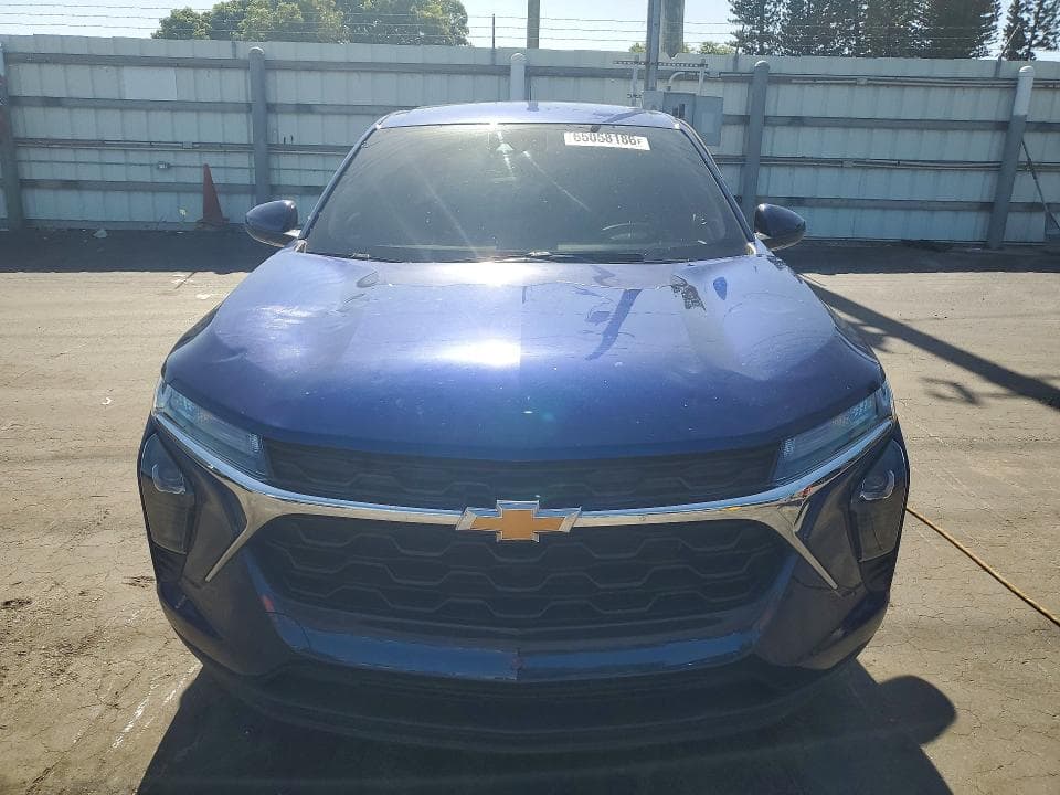 2024 CHEVROLET TRAX LS 5
