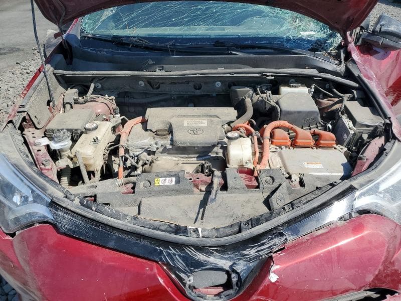2018 TOYOTA RAV4 HV SE 12