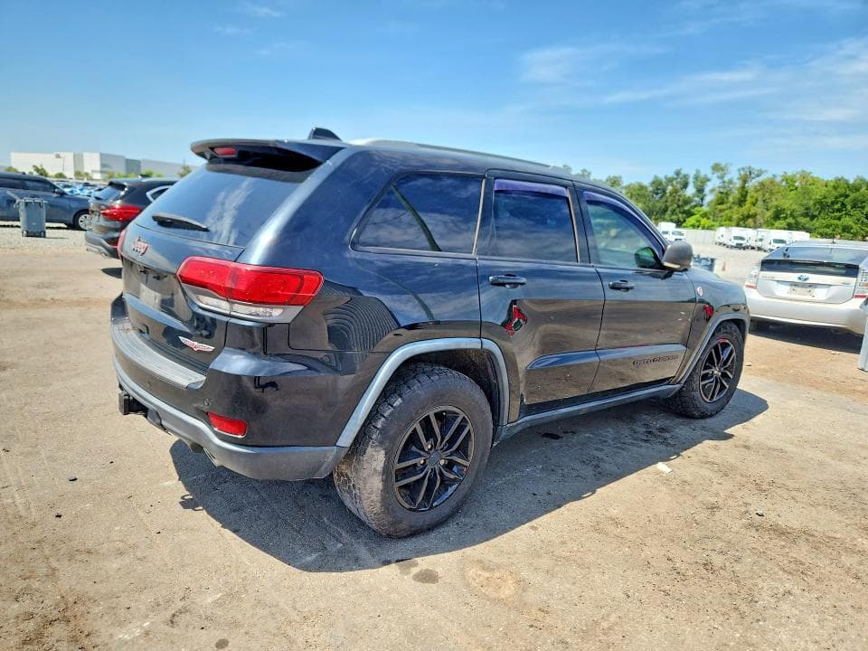2017 JEEP GRAND CHEROKEE TRAILHAWK 3