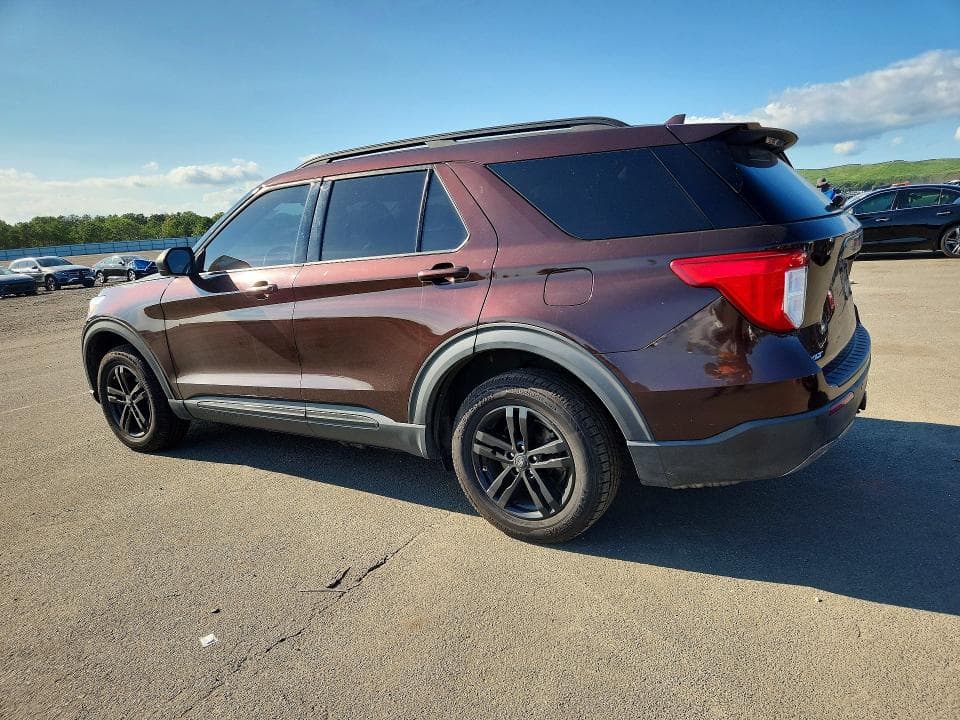 2020 FORD EXPLORER XLT 2
